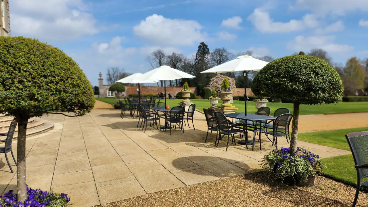 patio-tidy-rt Finger buffet